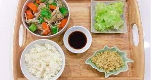 chế biến món ăn cho bé 1 tuổi