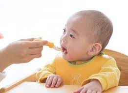 dinh dưỡng cho bé 7-8 tháng tuổi