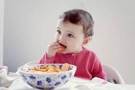 dinh dưỡng cho bé từ 2 đến 3 tuổi